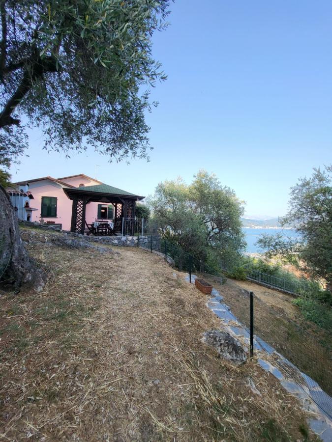 Villa Il Pettirosso ラ・スペツィア エクステリア 写真